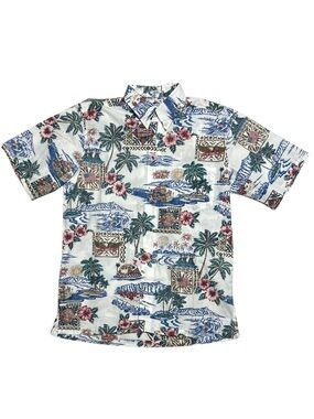 REYN SPOONER Hawaiian Aloha
4th of July 2022 Short Sleeve
Button-up size Small